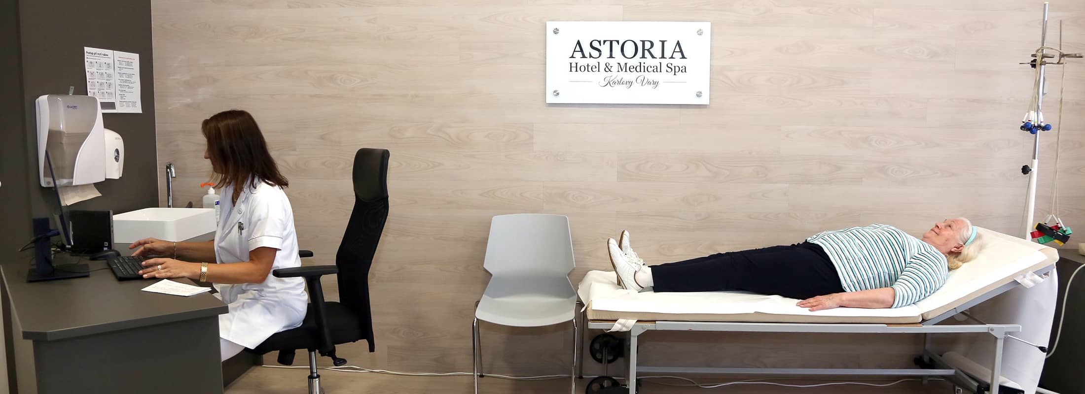 ASTORIA Hotel & Medical Spa slide_0